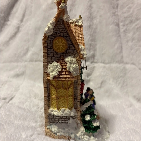 CHRISTMAS MUSICAL CLOCK VINTAGE 1996 LIGHTS UP AND PLAYS 12 HOLIDAY SONGS - Picture 6 of 11